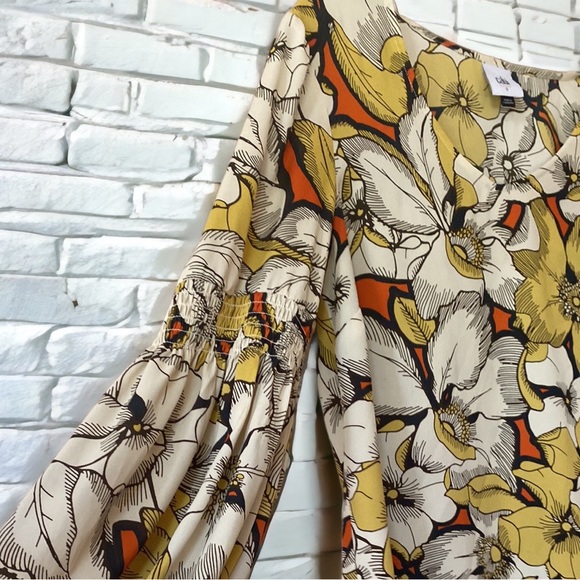 Cabi Sequel Blouse - Picture 6 of 12